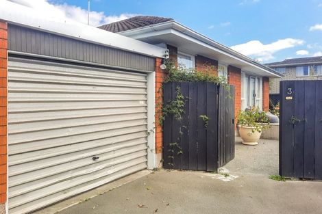 Photo of property in 1/3 Meadow Street, Papanui, Christchurch, 8052