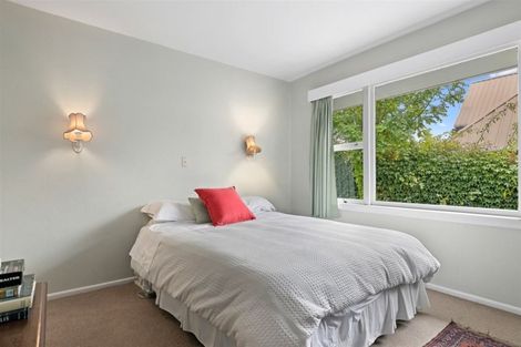 Photo of property in 249 Memorial Avenue, Burnside, Christchurch, 8053