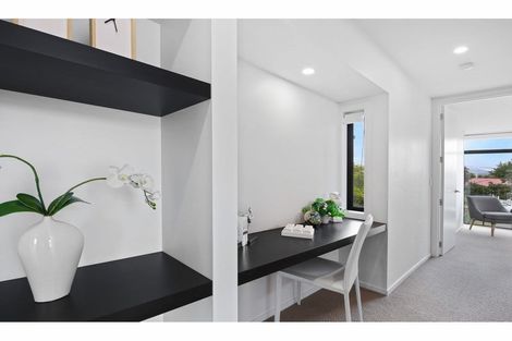 Photo of property in 2/3 Taylors Avenue, Bryndwr, Christchurch, 8052