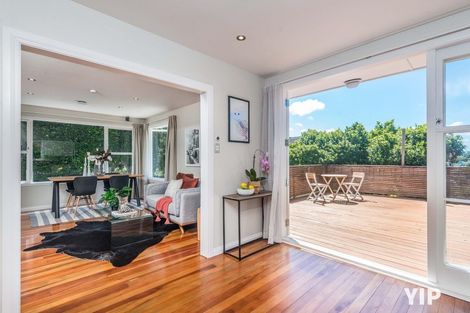 Photo of property in 5 Winston Street, Crofton Downs, Wellington, 6035