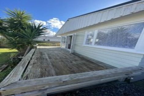Photo of property in 14a Albert Road, Kelston, Auckland, 0602