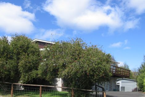 Photo of property in 16 Wembley Place, Richmond Heights, Taupo, 3330