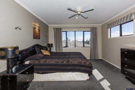 Photo of property in 206a Charles Street, Hastings, 4122