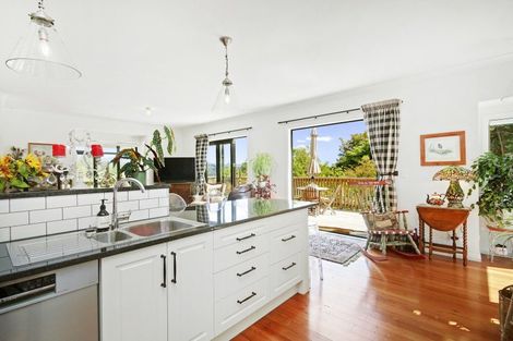 Photo of property in 25 Kahikatea Lane, Brown Owl, Upper Hutt, 5018