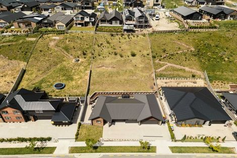 Photo of property in 35 Muster Road, Jacks Point, 9371