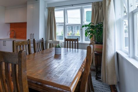 Photo of property in 61a Cobham Crescent, Kelston, Auckland, 0602