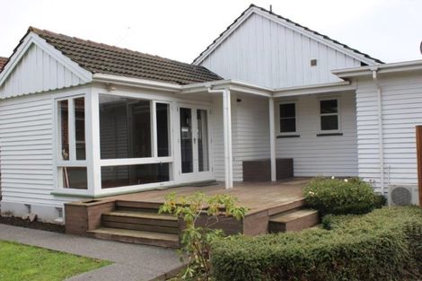 Photo of property in 28 Halton Street, Strowan, Christchurch, 8052