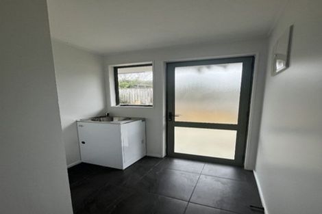 Photo of property in 6 Ribbonwood Terrace, Ranui, Porirua, 5024