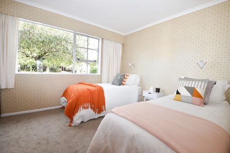 Photo of property in 3 Chisholm Place, Carterton, 5713