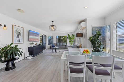 Photo of property in 16 Luculia Drive, Mount Maunganui, 3116