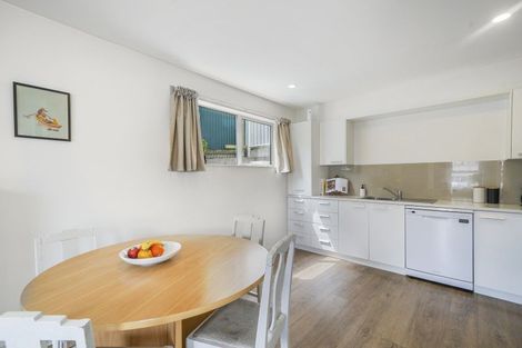 Photo of property in 2/21 Luxford Street, Berhampore, Wellington, 6023