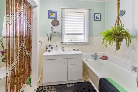 Photo of property in 33 Opie Street, Waimate, 7924