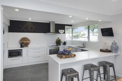 Photo of property in 56 Fendalton Road, Fendalton, Christchurch, 8014