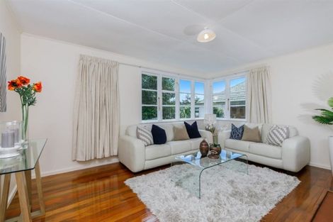 Photo of property in 23 Otakau Road, Milford, Auckland, 0620