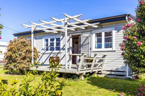 Photo of property in 13 Rangatira Drive, Mangakino, 3421