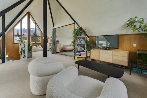 Photo of property in 696 Peninsula Road, Kelvin Heights, Queenstown, 9300