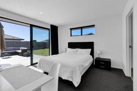 Photo of property in 44 Aratapu Street, Waitara, 4320