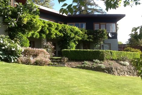 Photo of property in 16 Sherwood Lane, Cashmere, Christchurch, 8022