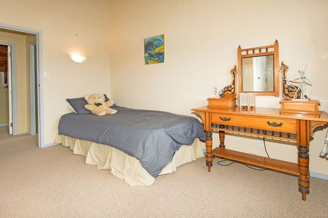 Photo of property in 1263 Whangaparaoa Road, Gulf Harbour, Whangaparaoa, 0930