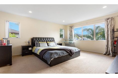 Photo of property in 13 Wawatai Drive, Karaka, Papakura, 2113