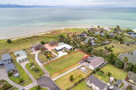 Photo of property in 16 Mylindas Road, Whakatiwai, Miranda, 2473