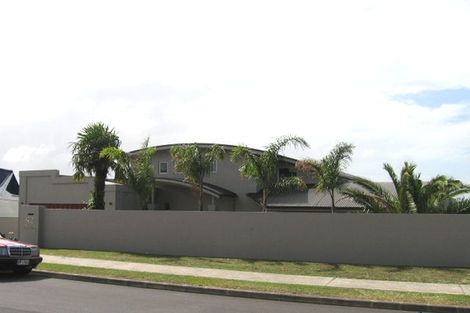 Photo of property in 52 Seacrest Drive, West Harbour, Auckland, 0618