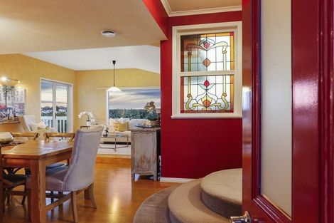 Photo of property in 12 Ross Avenue, Glenfield, Auckland, 0629