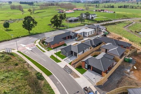 Photo of property in 48 Scenic Rise, Rototuna North, 3281