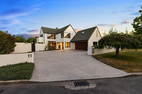 Photo of property in 11 Harlech Mews, Avonhead, Christchurch, 8042