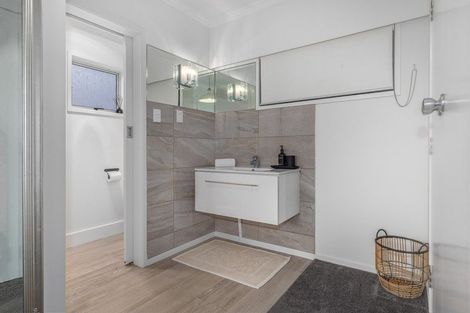 Photo of property in 23 Featherston Street, Levin, 5510