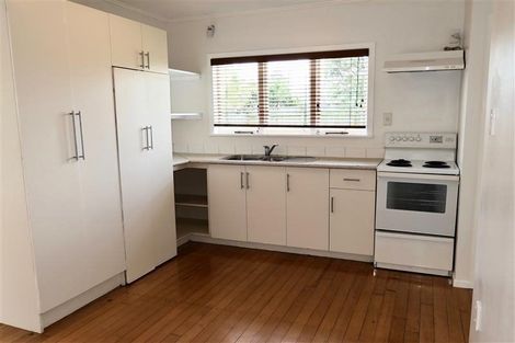 Photo of property in 13 Glen Marine Parade, Glendene, Auckland, 0602