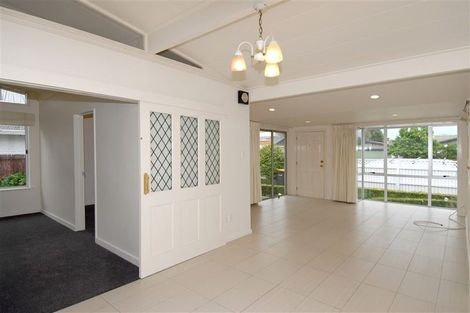 Photo of property in 23 Rosedale Place, Avonhead, Christchurch, 8042