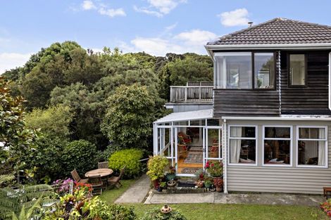 Photo of property in 88 Howard Road, Point Howard, Lower Hutt, 5013