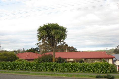 Photo of property in 41 Domain Road, Waipawa, 4210