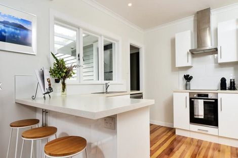 Photo of property in 13 Brocas Avenue, Hillcrest, Hamilton, 3216