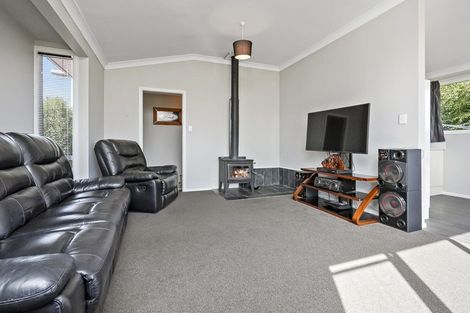 Photo of property in 37 Cross Street, Coalgate, 7673