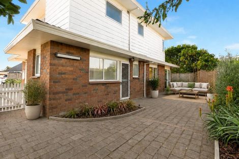 Photo of property in 4/10 Terrace Avenue, Mount Maunganui, 3116