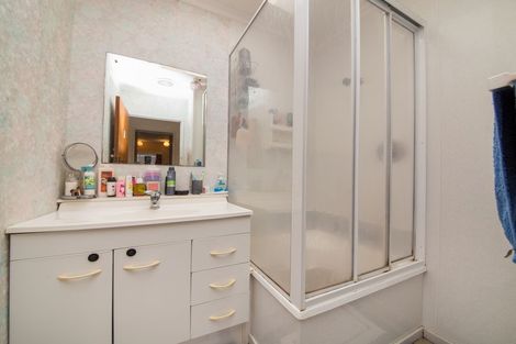 Photo of property in 11 Slacks Road, Awapuni, Palmerston North, 4412