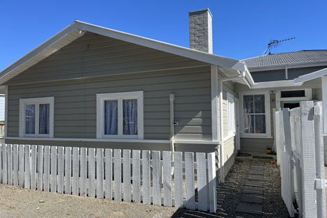 Photo of property in 505 Featherston Street, Roslyn, Palmerston North, 4414