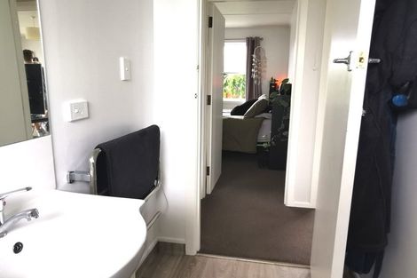 Photo of property in 1/1302 Caroline Road, Mayfair, Hastings, 4122