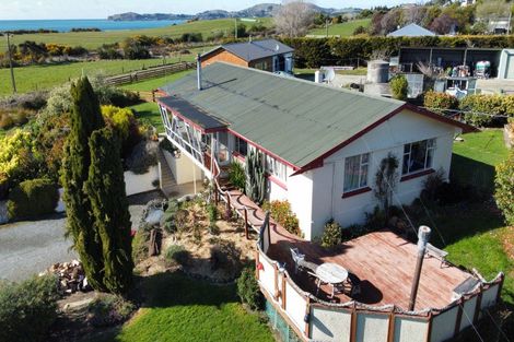 Photo of property in 27 Newcastle Street, Hampden, 9410