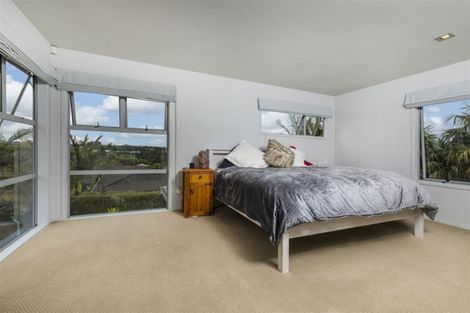 Photo of property in 8 Roy Maloney Drive, Henderson, Auckland, 0612