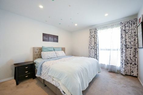 Photo of property in 2/21 Podgora Avenue, Kumeu, 0810