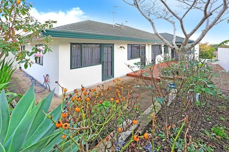 Photo of property in 2 Annalong Road, Dannemora, Auckland, 2016