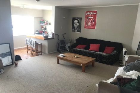 Photo of property in 19 Hania Street, Mount Victoria, Wellington, 6011