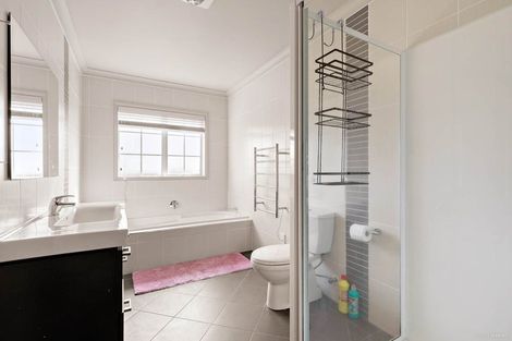 Photo of property in 416 West Coast Road, Glen Eden, Auckland, 0602