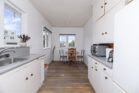 Photo of property in 1/10 White Swan Road, Mount Roskill, Auckland, 1041