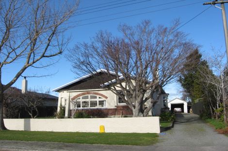 Photo of property in 11 Home Street, Winton, 9720