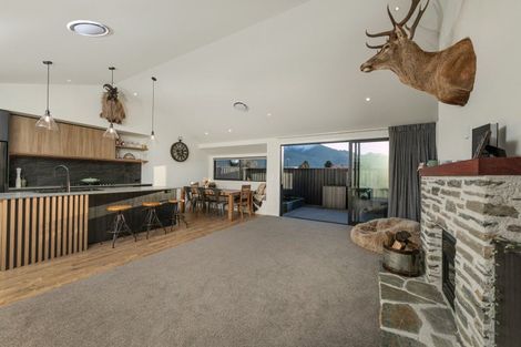 Photo of property in 41 Avalon Station Drive, Wanaka, 9305
