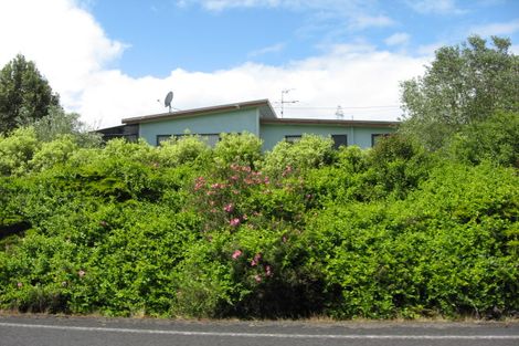 Photo of property in 23 Boord Crescent, Kumeu, 0891